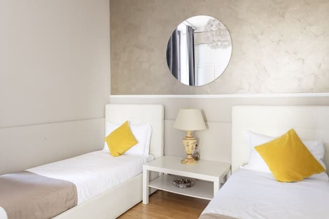 Superior Apartment, 2 Bedrooms (Piazza S. Stefano 5)