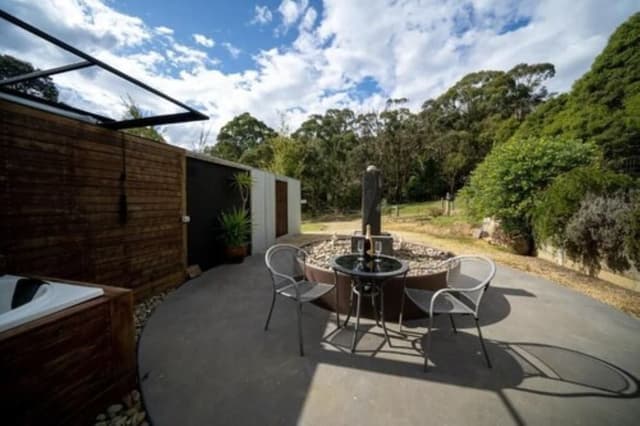 Honeysuckle Villa