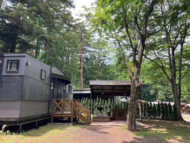Deluxe Mobile Home
