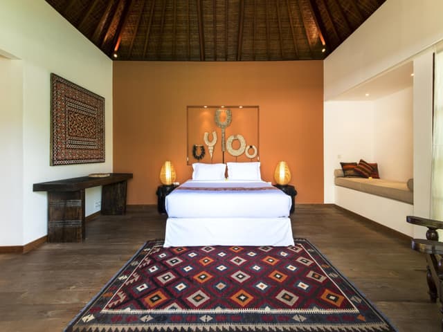7 Bedroom Villa