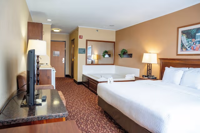 Honeymoon Suite