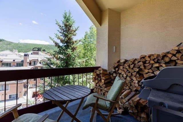 Condo, 4 Bedrooms