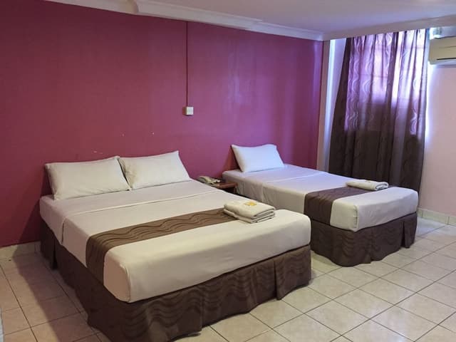 Basic Twin Room
