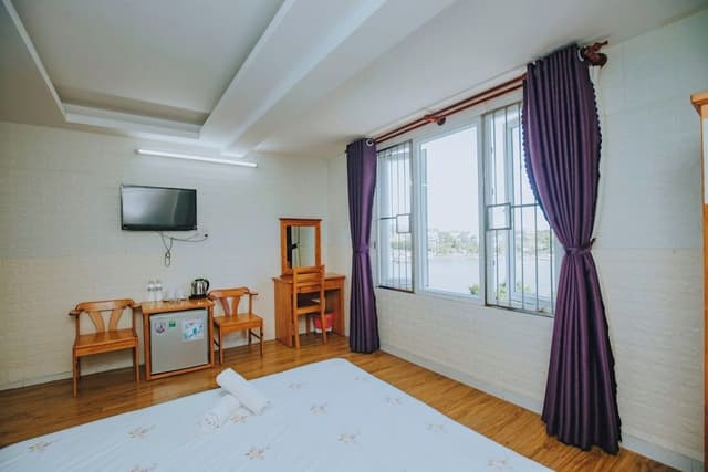 Deluxe Twin Room, City View