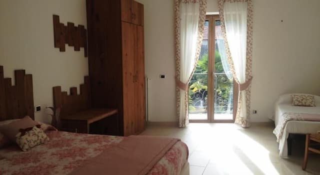 Triple Room, Balcony