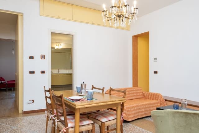Condo, 2 Bedrooms