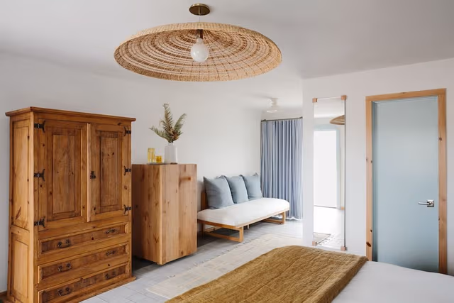Deluxe King Room with Balcony
