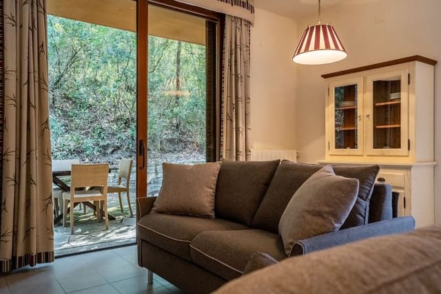 Villa (3 Adults)