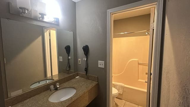 Room, 2 Queen Beds, Smoking
