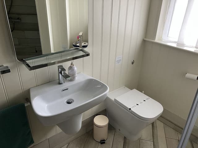 Double Room (Ground Floor Superking)