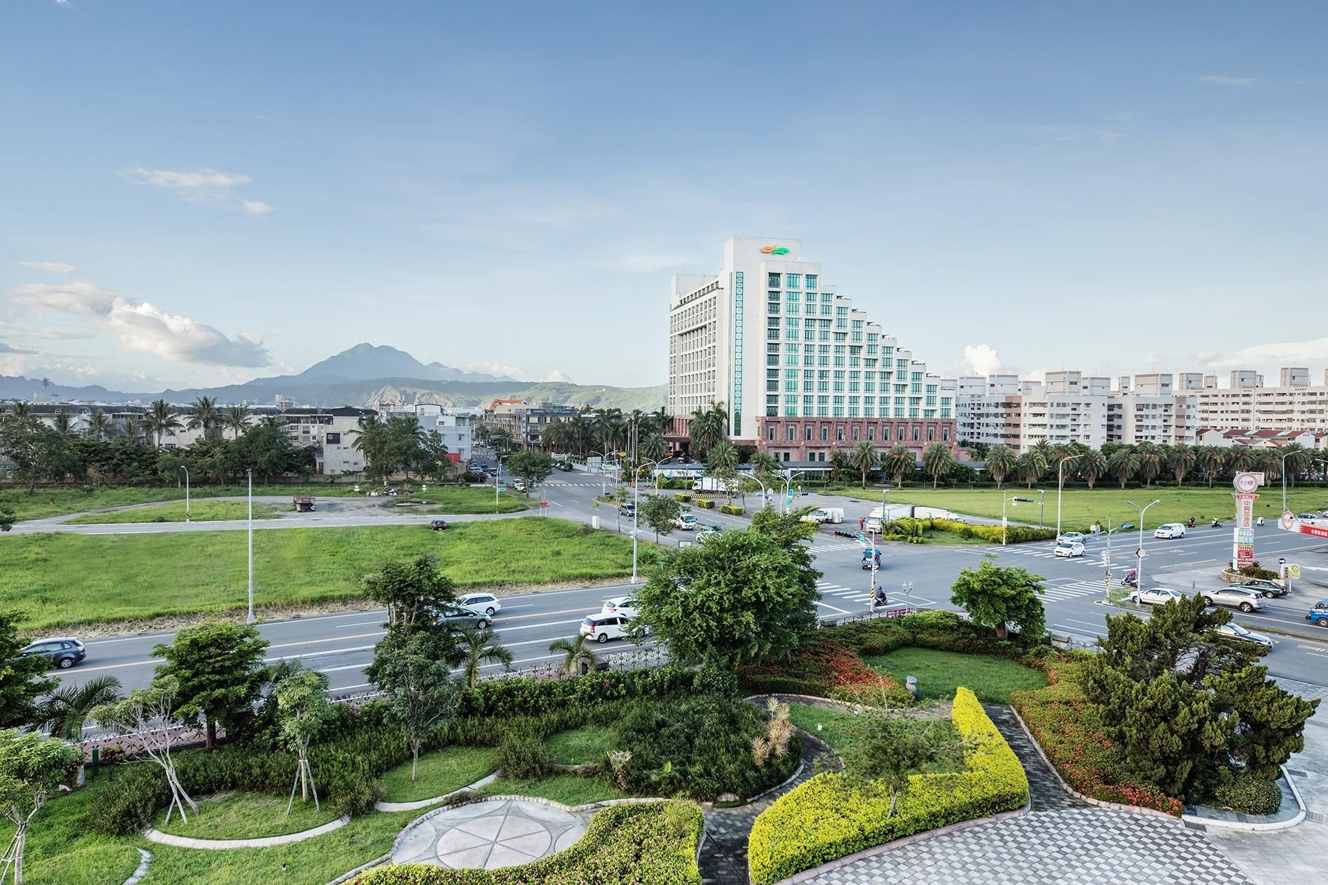 โรงแรมนารูวาน (Naruwan Hotel)1
