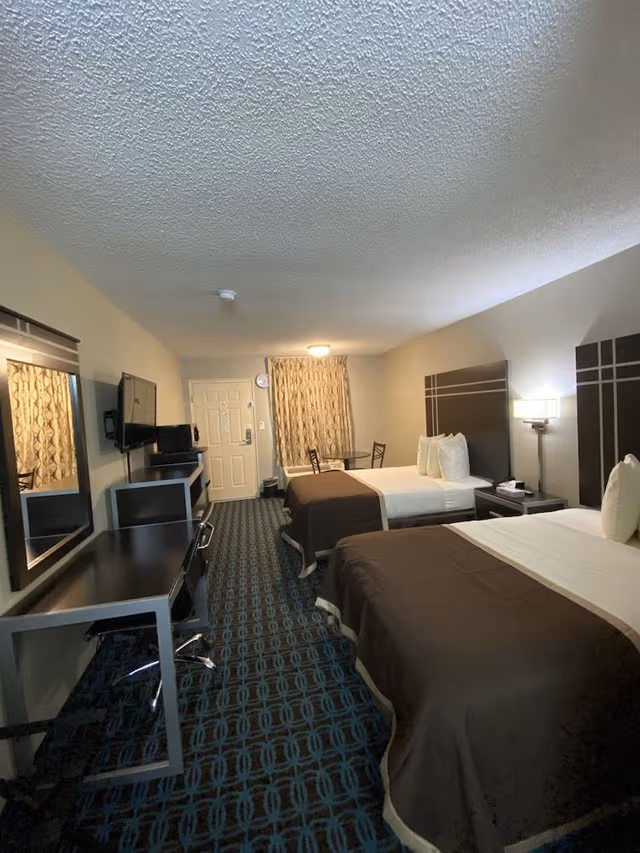 Standard Room, 2 Double Beds, Non Smoking