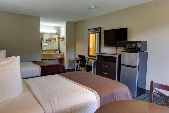 Standard Room, 2 Double Beds, Non Smoking