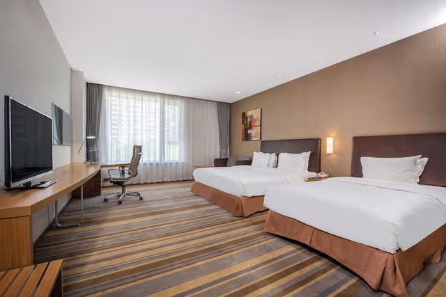 Standard Room, 1 King Bed, Accessible