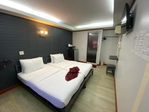 Economy Twin Room