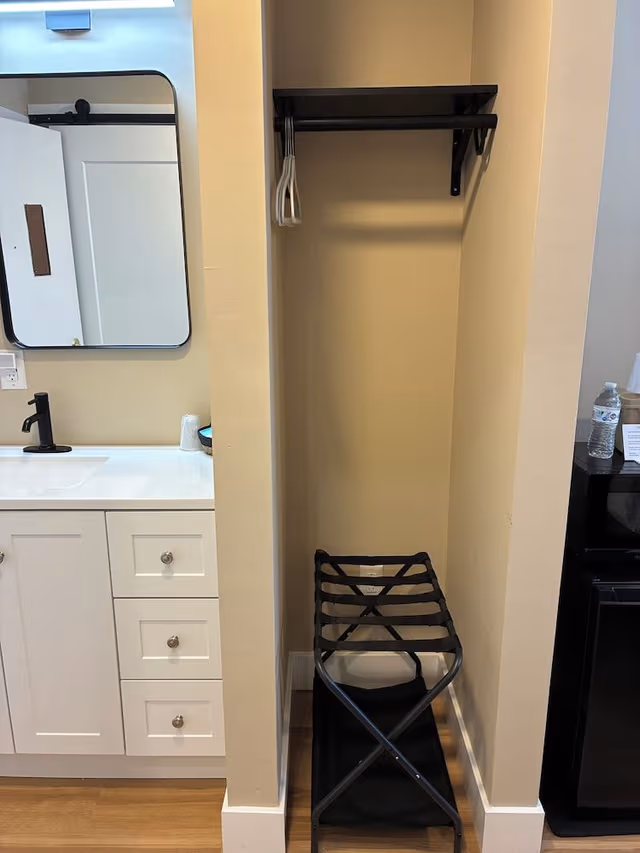 Superior Room, 1 Queen Bed, Non Smoking (Queen Room)