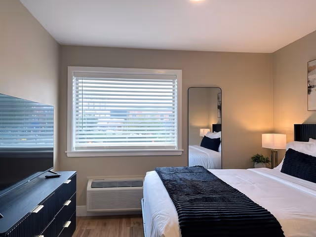 Superior Room, 1 Queen Bed, Non Smoking (Queen Room)