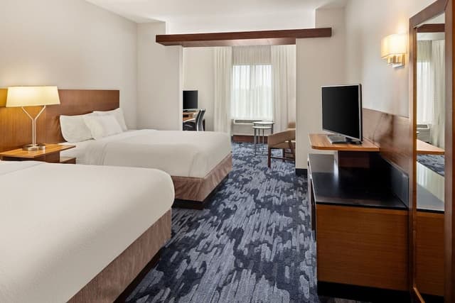 Room, 2 Queen Beds (Mobility Accessible, Roll-In Shower)