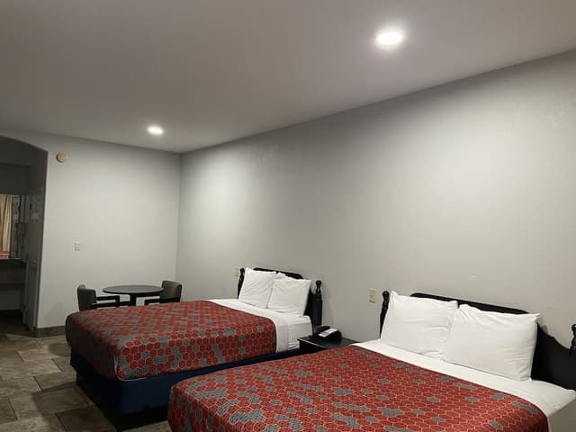 Basic Room, 2 Queen Beds, Non Smoking