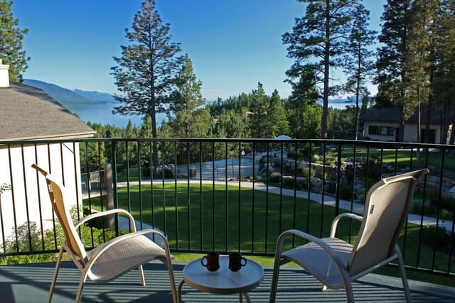 Deluxe Suite, 1 Bedroom, Lake View