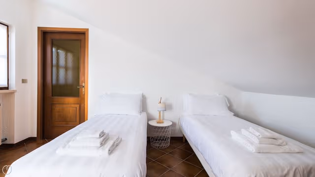 Apartment, 2 Bedrooms (B5)