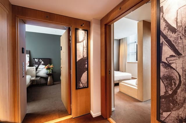 Connecting Family Rooms