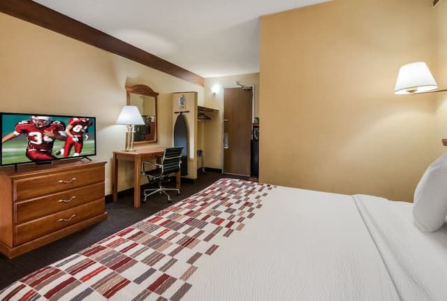 Deluxe Room, 1 King Bed, Non Smoking