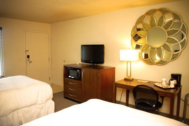 Executive two double bed non smoking