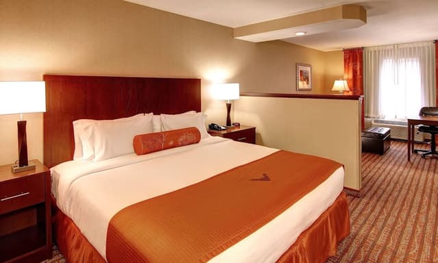 Standard Room, 1 King Bed