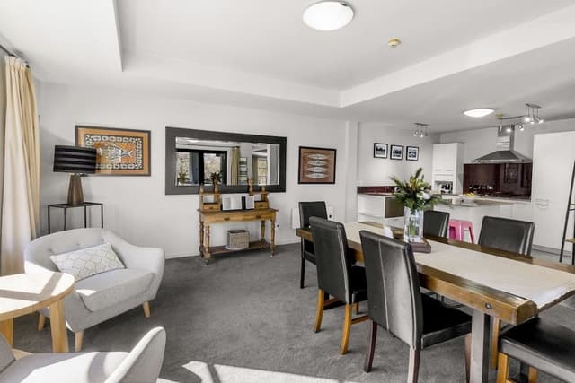 3 Bedroom, 3 Bathroom Mountain View Apartment
