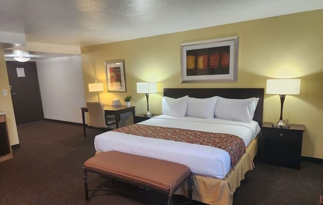 Junior Suite, 1 King Bed