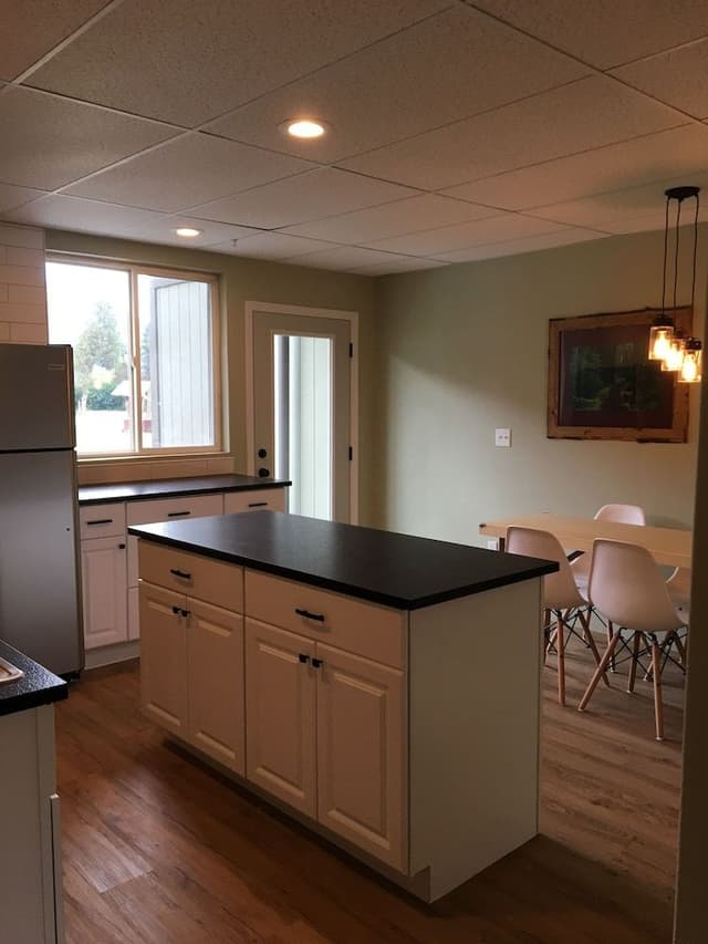 St. Mary Suite, Ground Floor, No Pets; Remodeled 2018