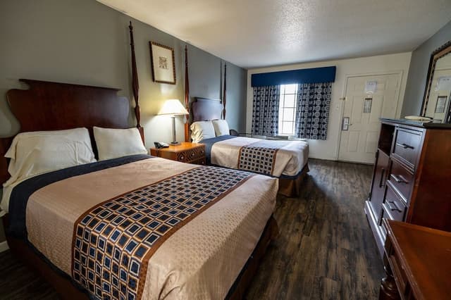Standard Double Room, 2 Double Beds, Non Smoking