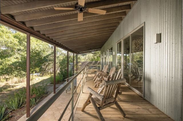 The Ranch House 3 Bedroom