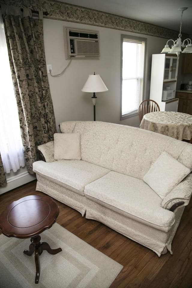 Executive Suite, 1 King Bed, Balcony