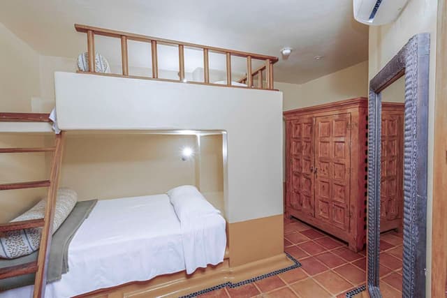 3 BEDROOM 2 KG 1TWN/QN BUNK BED BILEVEL SUITE