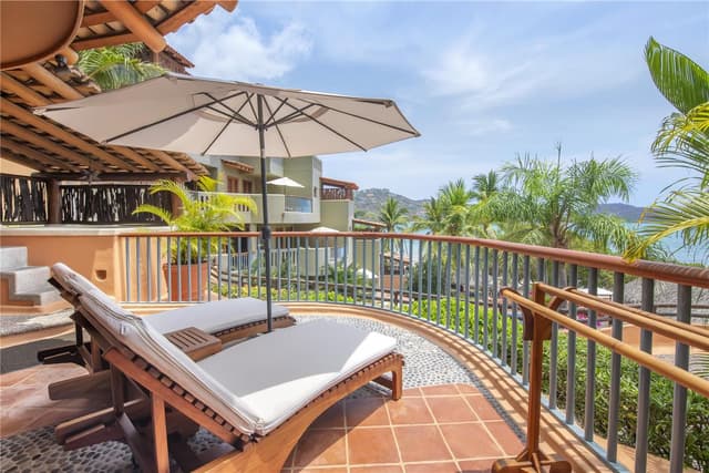 1 BEDROOM OCEAN VIEW KING WITH PLUNGE POOL
