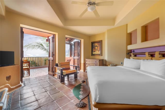 3 BEDROOM OCEAN VIEW 3KG SUITE PLUNGE POOL