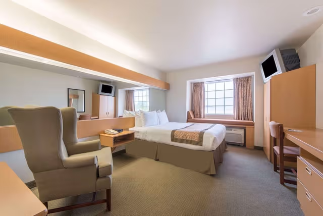 Standard Room, 2 Queen Beds, Accessible