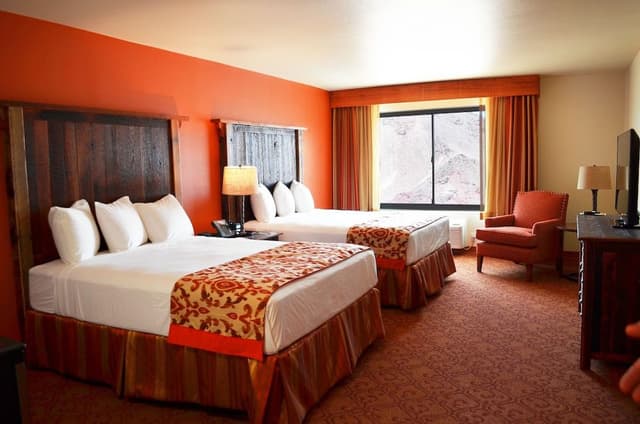 Deluxe Double Room, 2 Queen Beds, Lake View