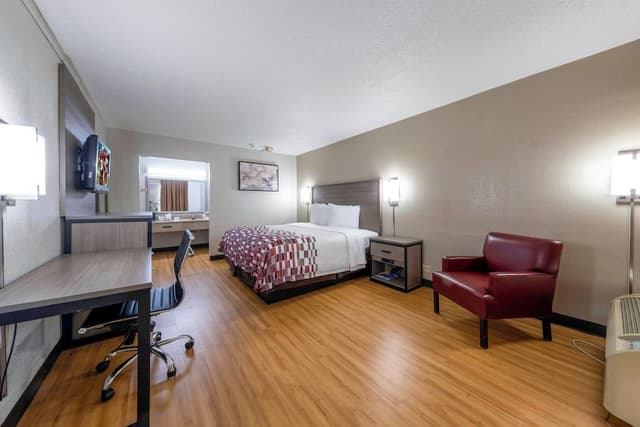 Superior Room, 1 King Bed (Smoke Free)