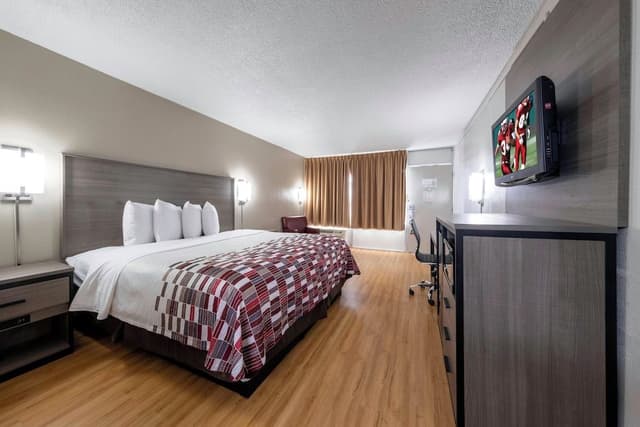 Superior Room, 1 King Bed (Smoke Free)