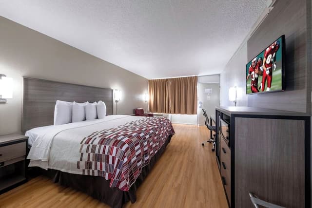 Superior Room, 1 King Bed (Smoke Free)
