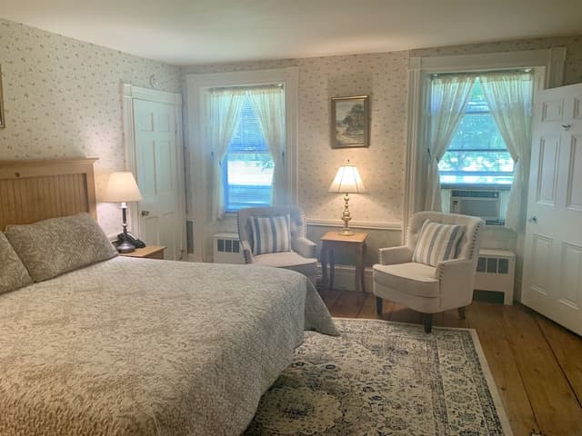 Deluxe Room, 1 King Bed