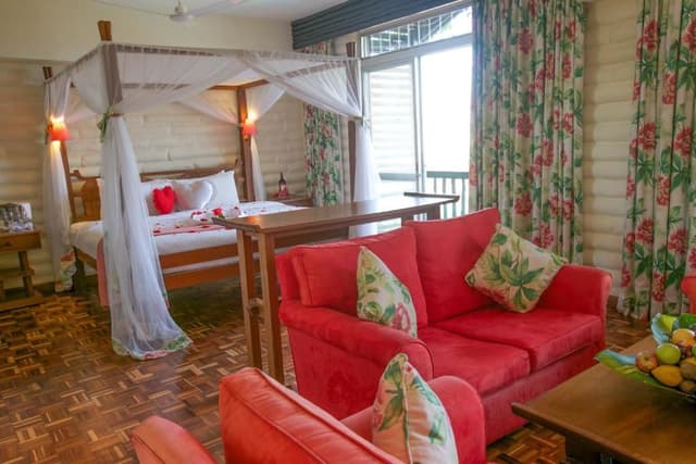 Resort Suites with Lounge, Double bed.