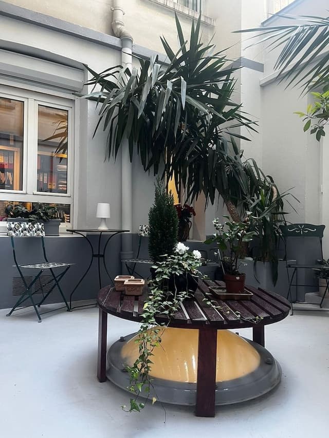 6-chambre sur patio