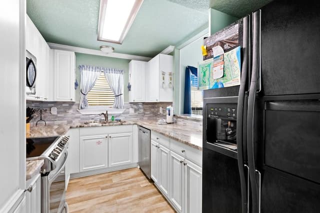 Condo, 3 Bedrooms