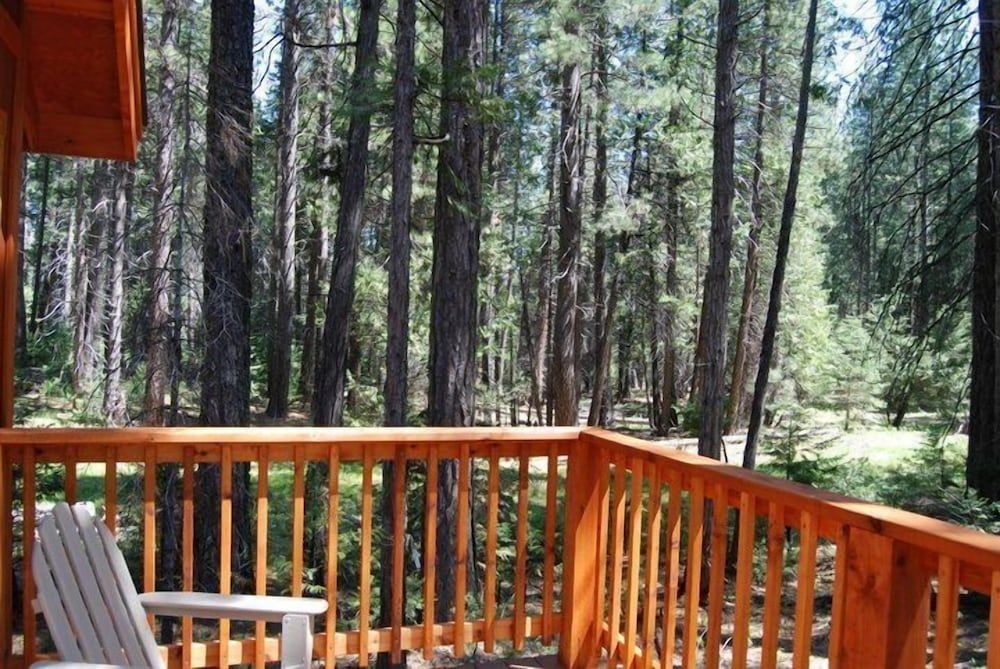 Evergreen Lodge Yosemite1