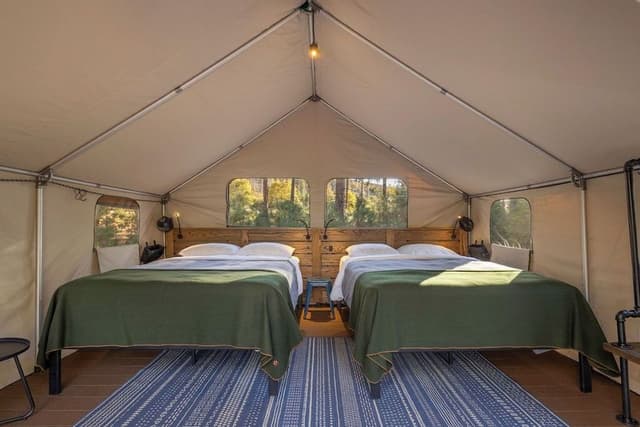 Family Room (Tent)