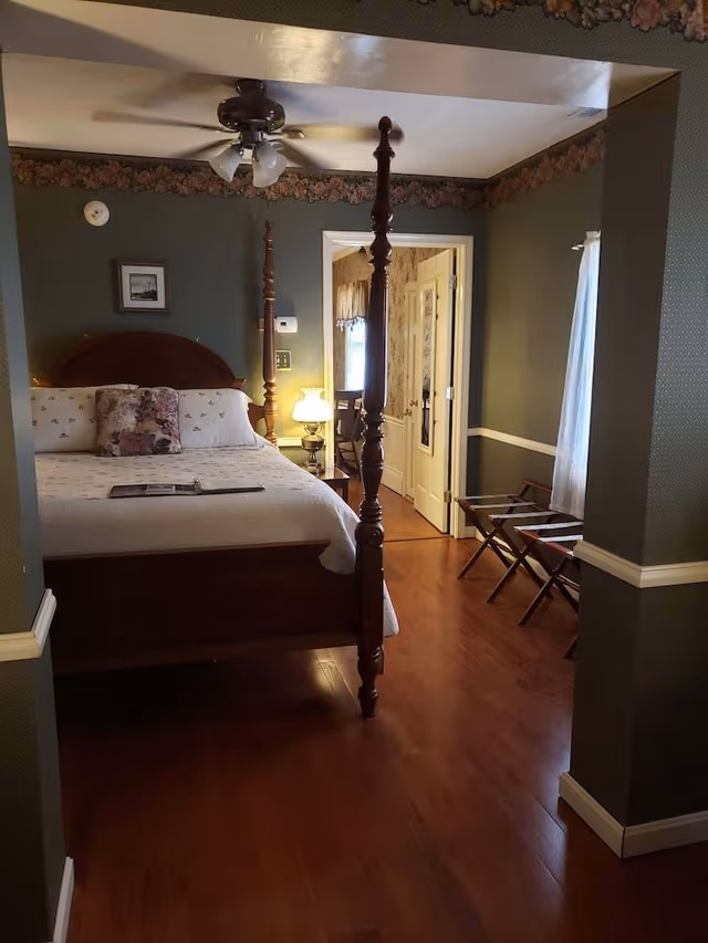 The Carriage House Suite